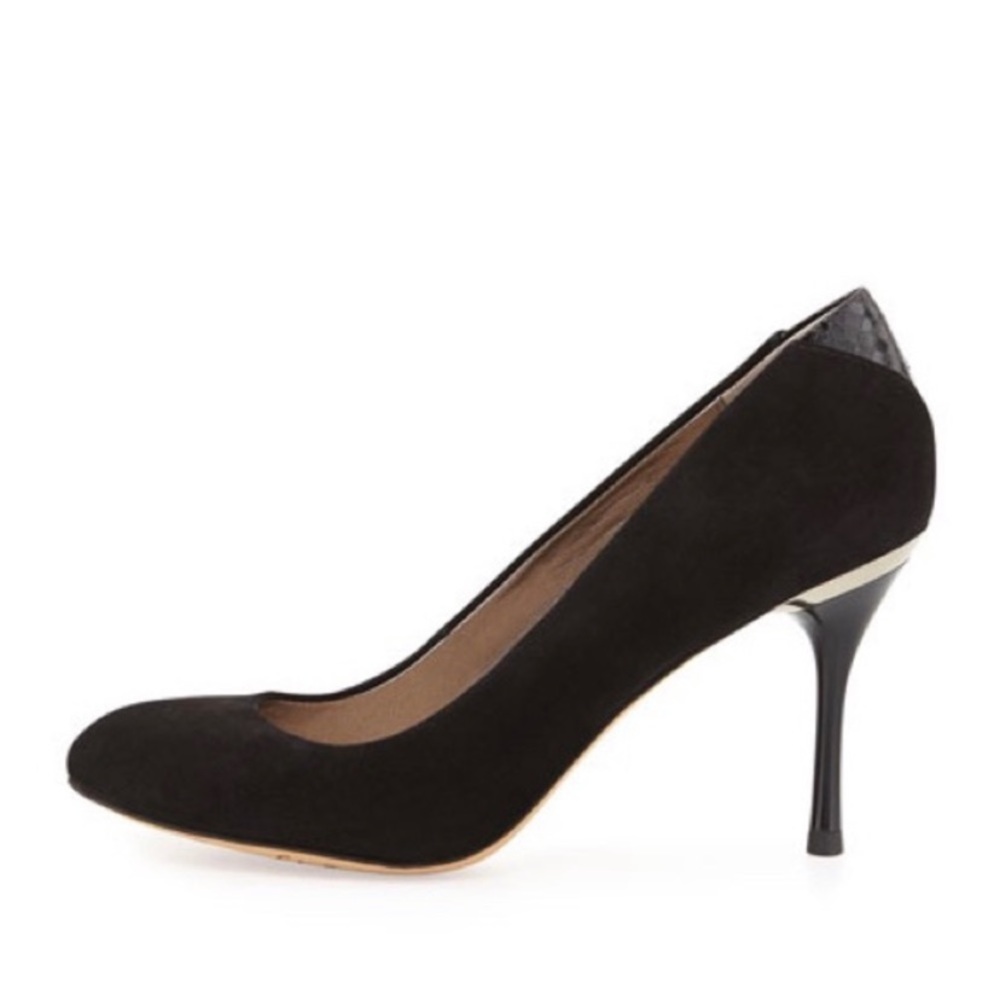 Sam Edelman black pumps